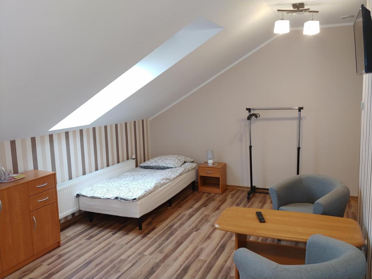 Bed and Breakfast Perla Kujaw à Radziejów Extérieur photo
